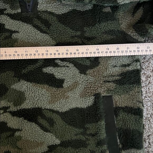 Lucky Brand Green Camouflage Sherpa 1/4 Zip Pullover hoodie  in Size M - Picture 14 of 15